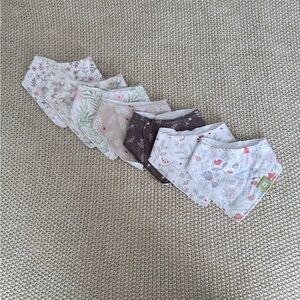 Floral Print Kids Bib Set